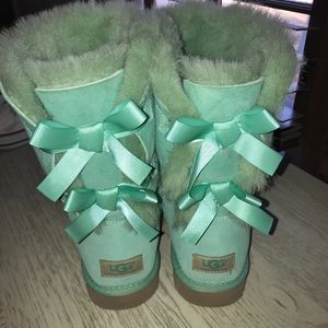 Bailey Bow Ugg Boots size 10